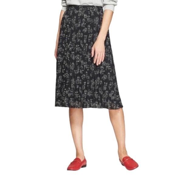 a new day X Vital Voices Face Print Pleated Skirt - Black - XS - Picture 2 of 9